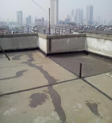 浑江漏水维修 楼顶漏水是什么原因，楼顶漏水维修方法是什么?